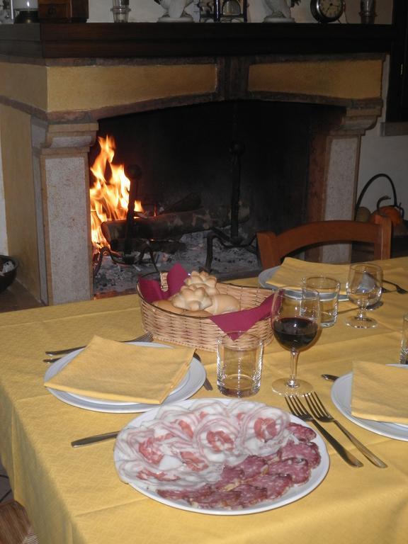 Agriturismo Loghino Caselle 3*